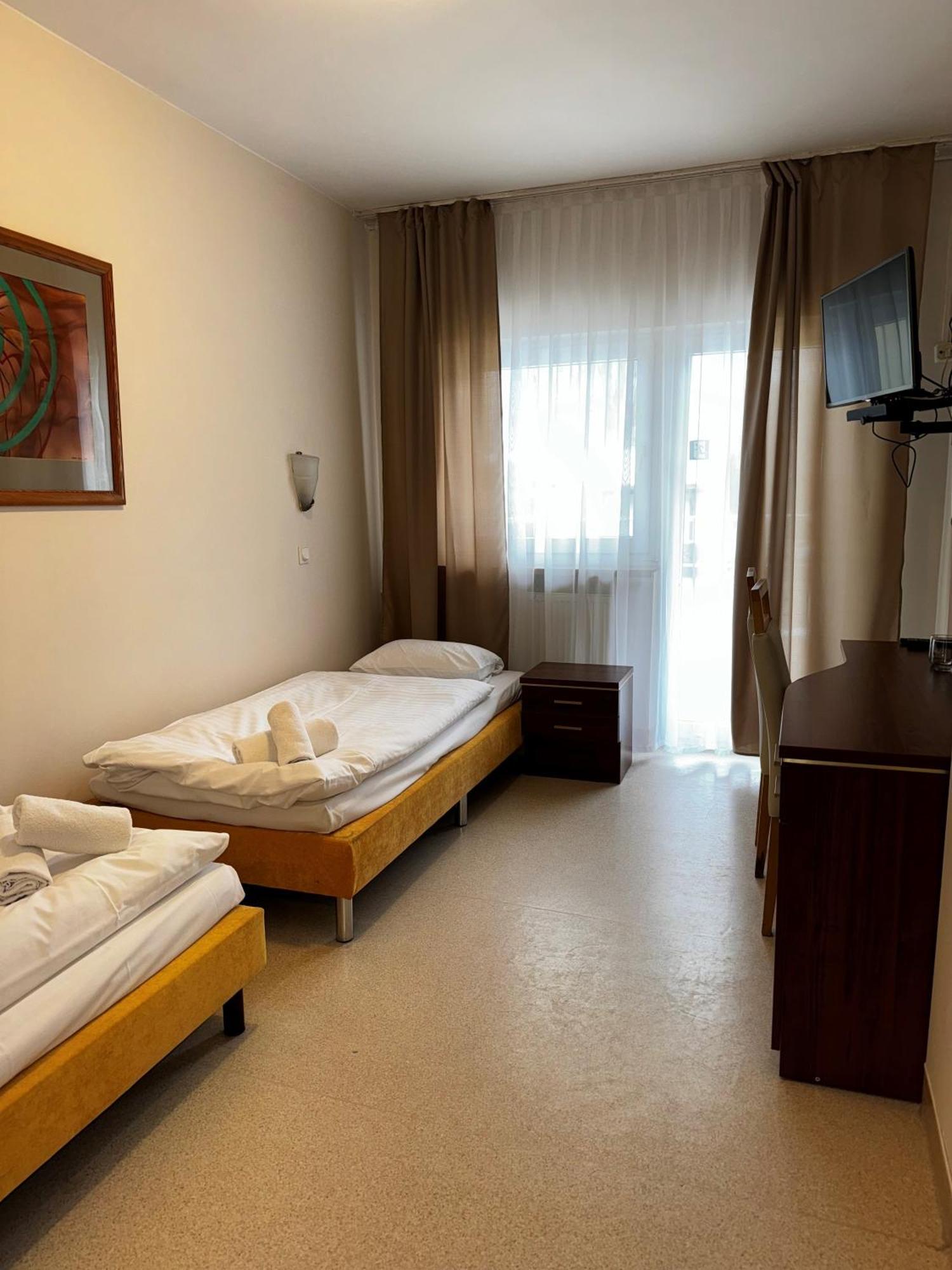 Geovita W Jadwisinie Extérieur photo