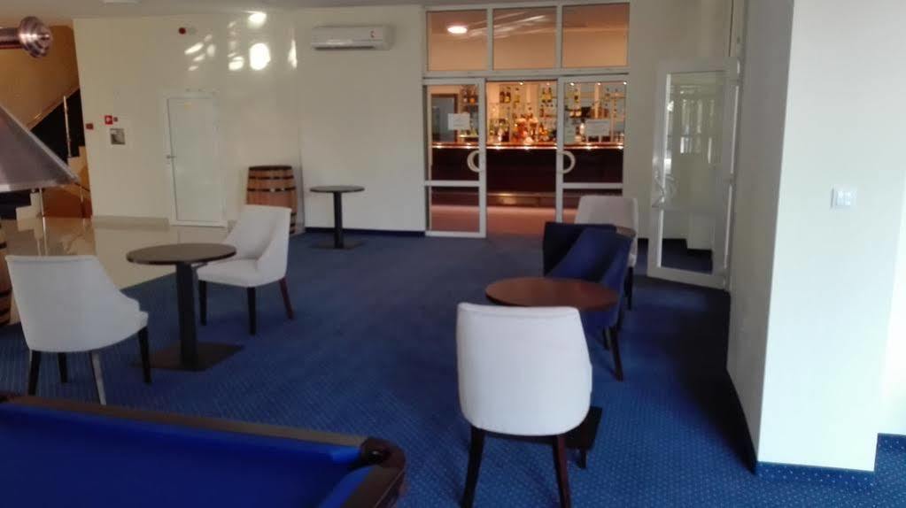 Geovita W Jadwisinie Extérieur photo